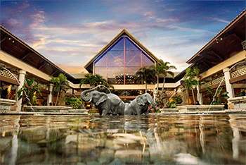 Loews Royal Pacific Resort